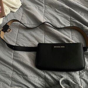 Michael Michael Kors black leather waist bag L/XL